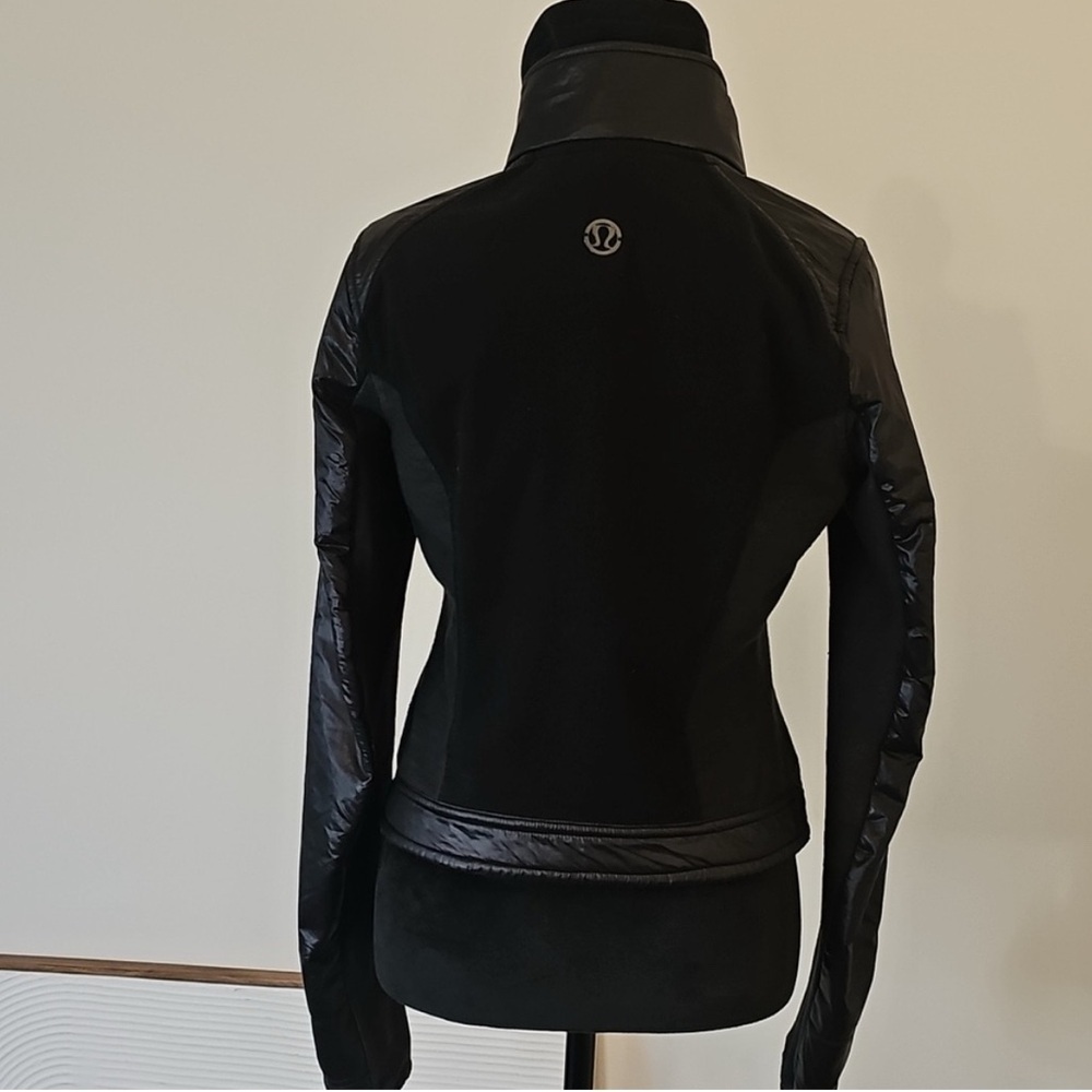 lululemon athletica pedal power Black Utility Jacket - Picture 2 of 8
